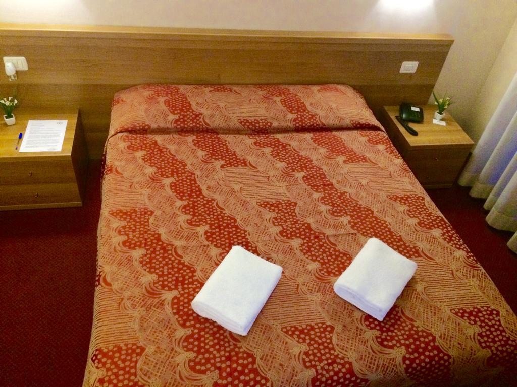 Royal Hotell Milano Rum bild