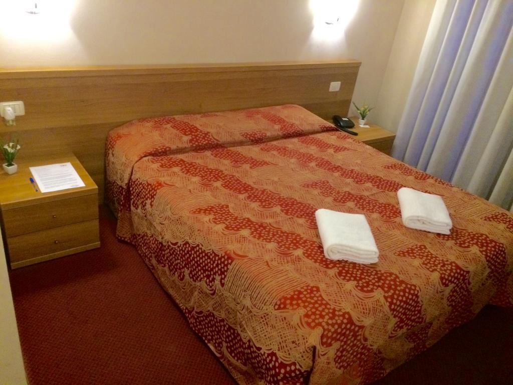 Royal Hotell Milano Rum bild