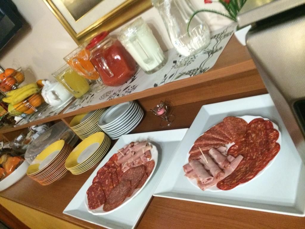 Royal Hotell Milano Rum bild