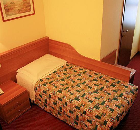 Royal Hotell Milano Rum bild